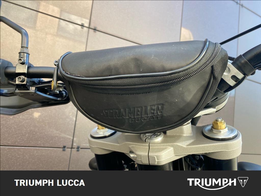 DUCATI Scrambler 800 Desert Sled Black Edition