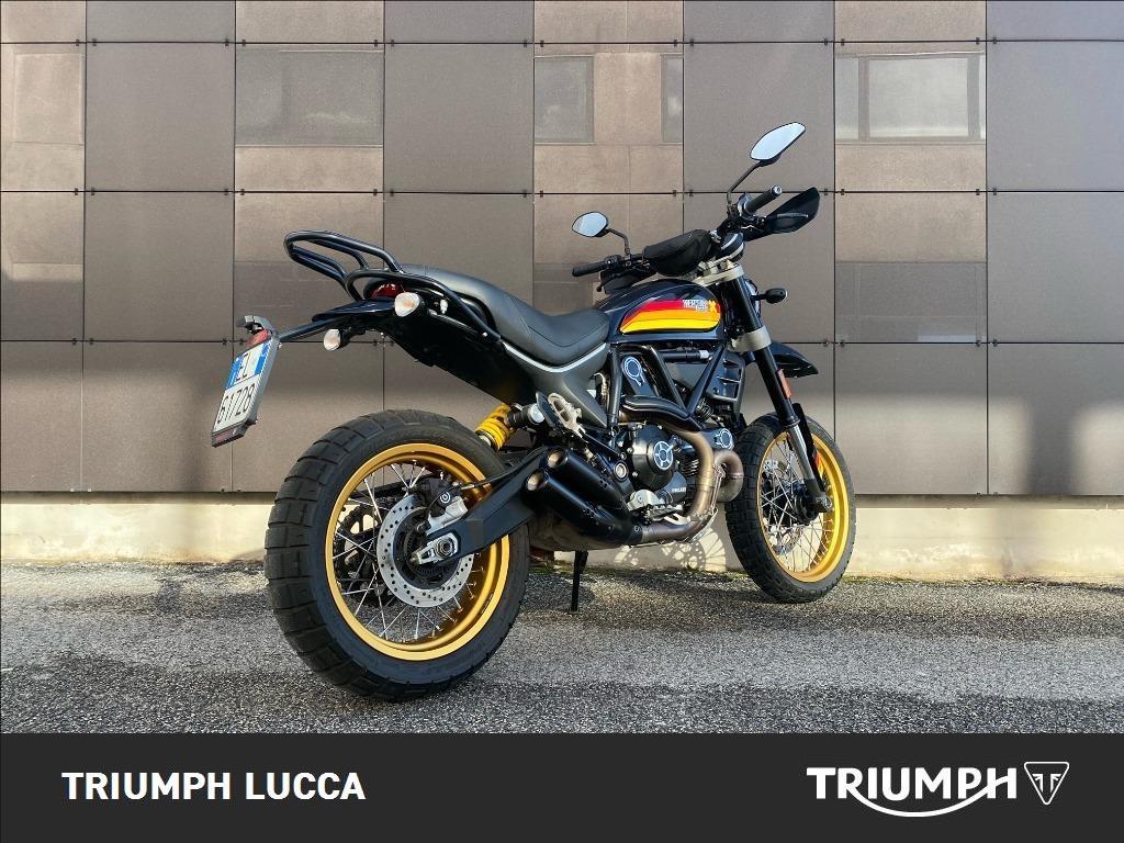 DUCATI Scrambler 800 Desert Sled Black Edition