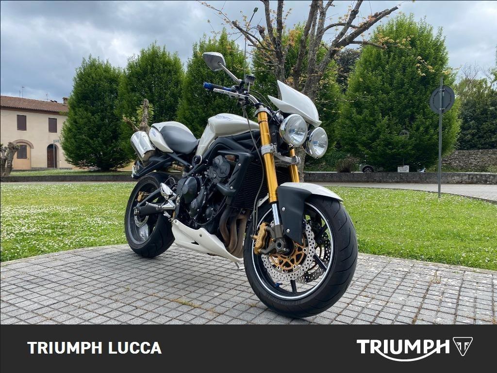 TRIUMPH Street Triple 675 