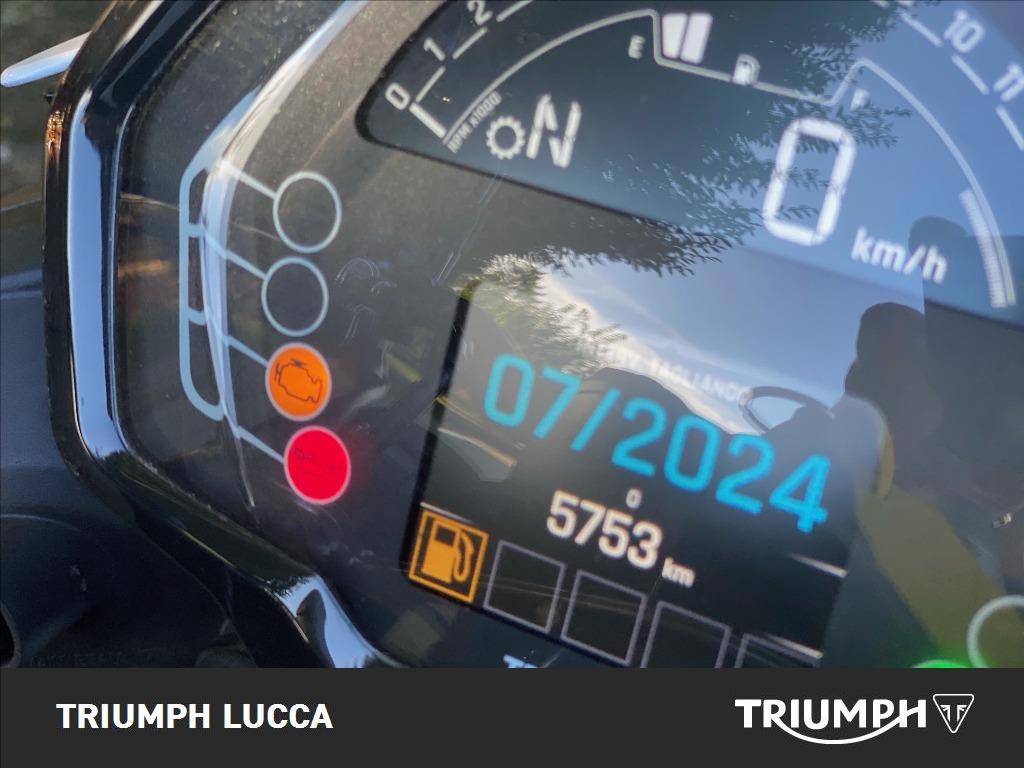 TRIUMPH Street Triple 765 R