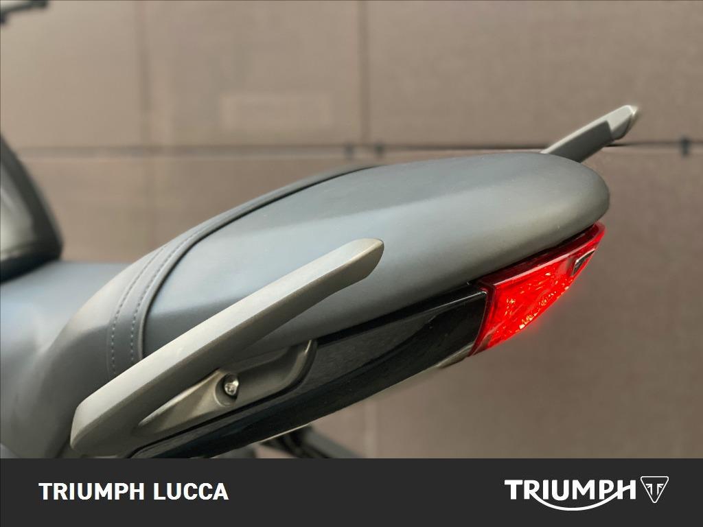 TRIUMPH Trident 660 Abs