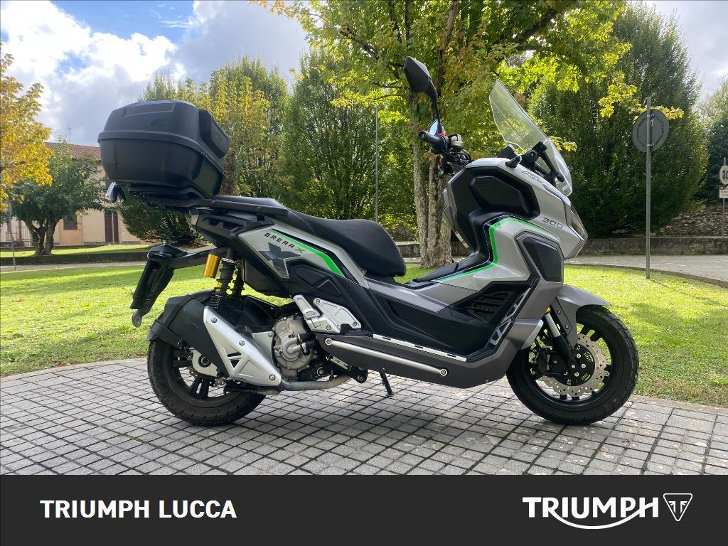 KL Brera X 300 
