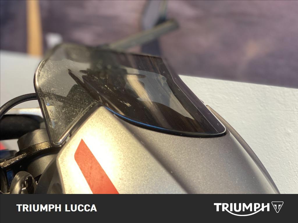 TRIUMPH Street Triple 765 R