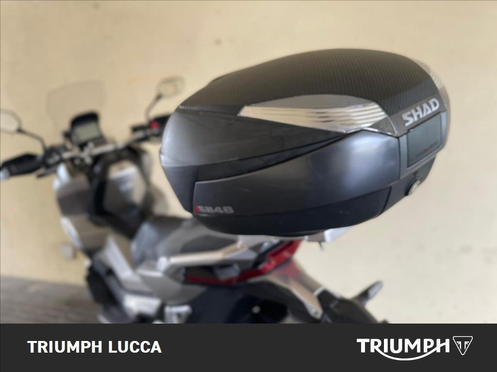 HONDA X-ADV 750 DCT Abs