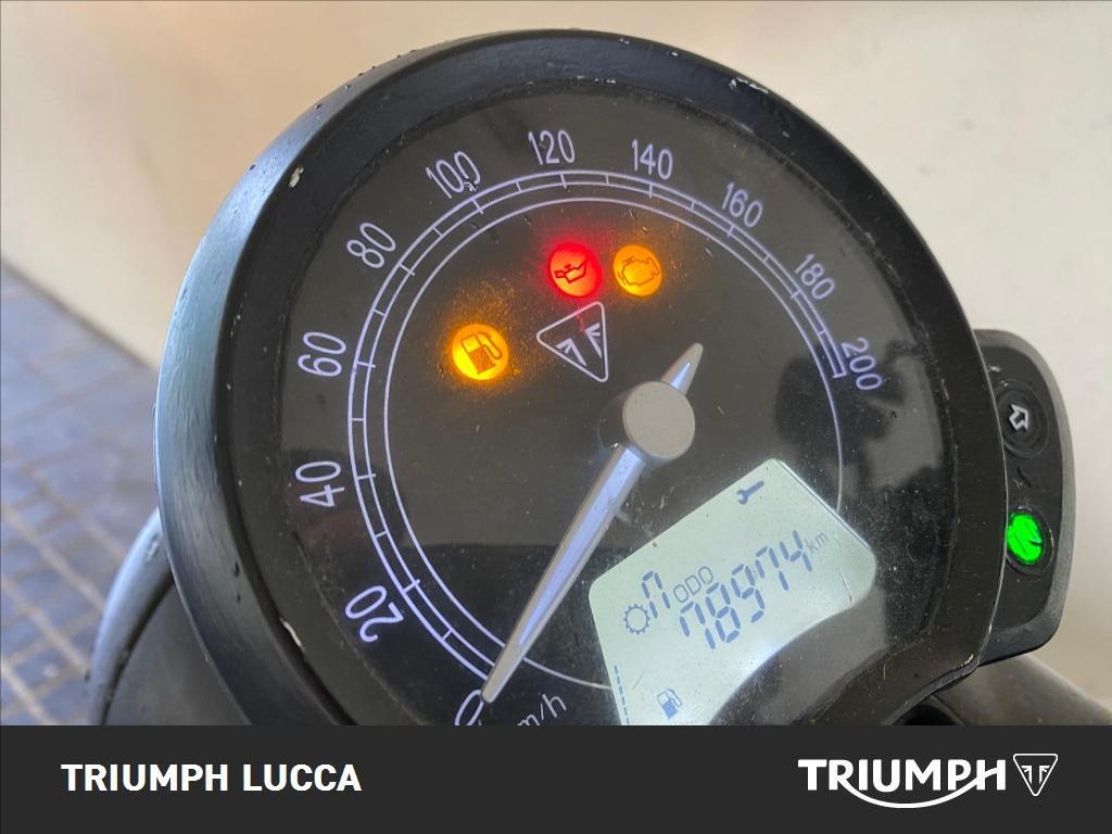 TRIUMPH Street Twin 900 