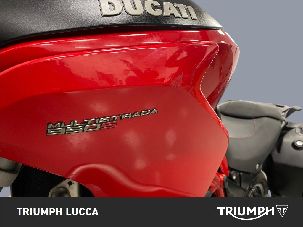 DUCATI Multistrada 950 S Red
