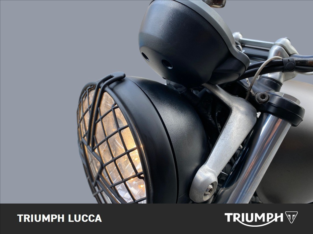 TRIUMPH Street Twin 900 