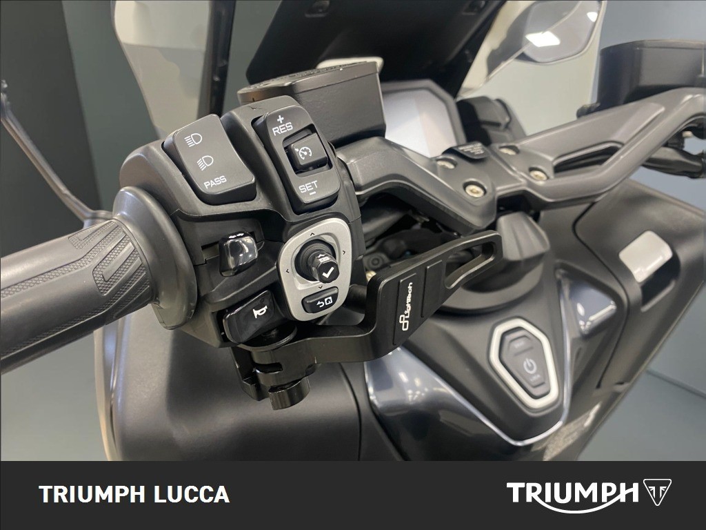 YAMAHA T-Max 560 Tech Max Abs